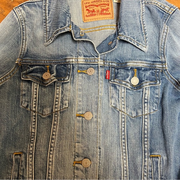 Levi's Blue Jean Jacket - Picture 7 of 10